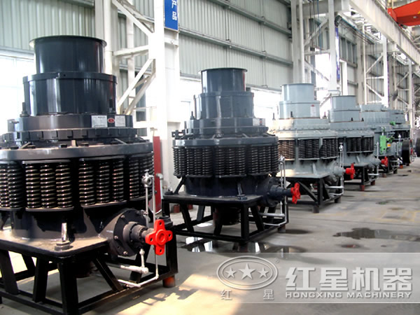 不同規(guī)格型號下的圓錐破碎機(jī)